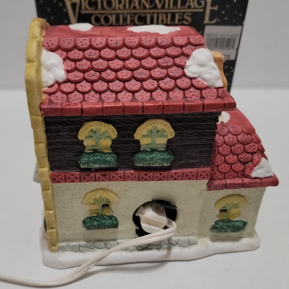 Vintage 1994 Victorian Village Collectibles Hand Painted "Grocery Store" - Picture 6 of 8